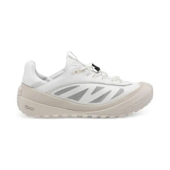 Moncler Trailgrip “Black” (L109A4M00290M8467)