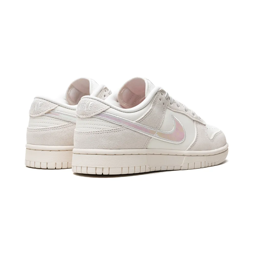 Nike DUNK LOW “Ridescent Swoosh” (HF5074-133)
