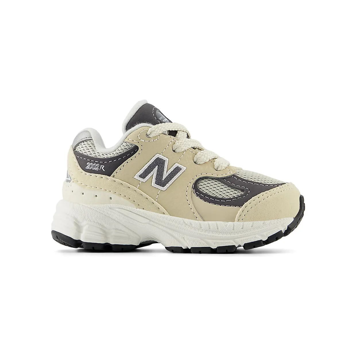 new-balance-2002r IC2002FA