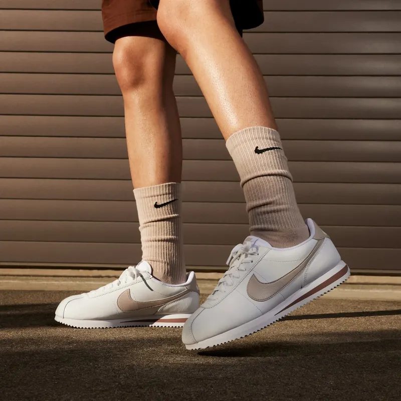 Nike Cortez “White Platinum Violet” (DN1791-105)