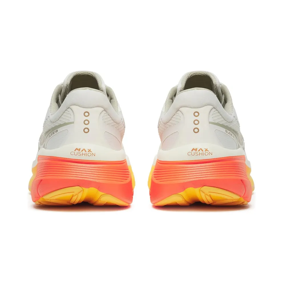 SAUCONY Guide 19 “Ivory / Fire” (S21058-145)