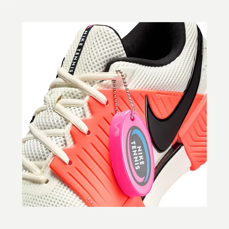 nikecourt IQ5181-100