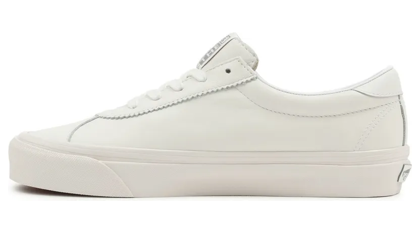 vans-style VN0A3WLQ8FJ