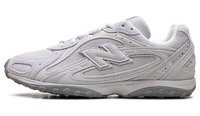 New Balance 204L “Natural”: onopvallendheid als verkoopstrategie