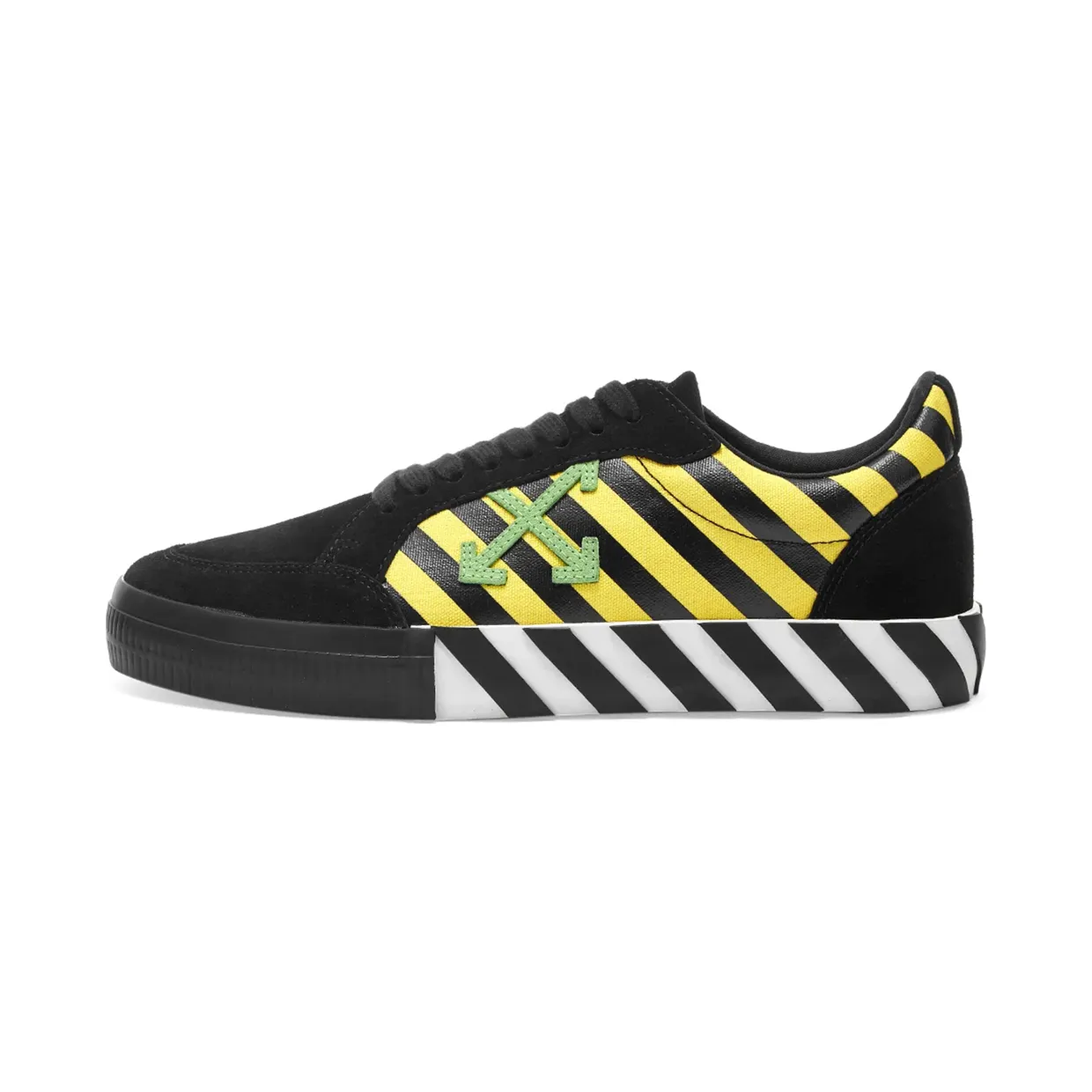 Off-White Vulc Arrow Low Top Sneakers Black (OMIA085E19C210476040)