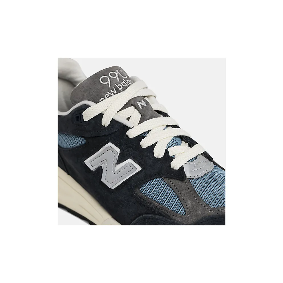 New Balance Navy 990V2 – “Navy / Castlerock” (M990TB2)