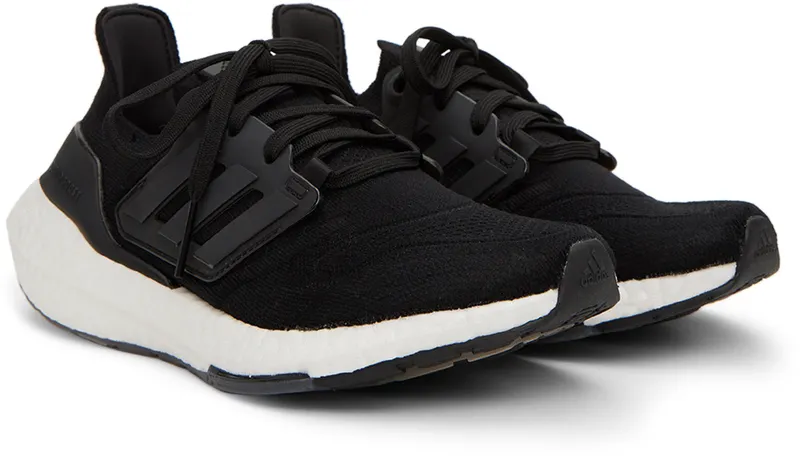 Adidas Ultraboost 22 Core Black / Core Black / Cloud White (GX9783)