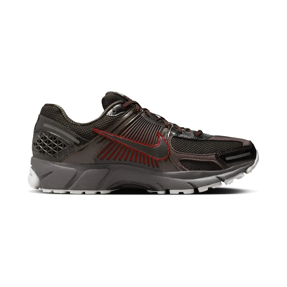 Nike Zoom Vomero 5 Velvet Brown/Earth/Anthracite/Gym Red (FN3420-200)