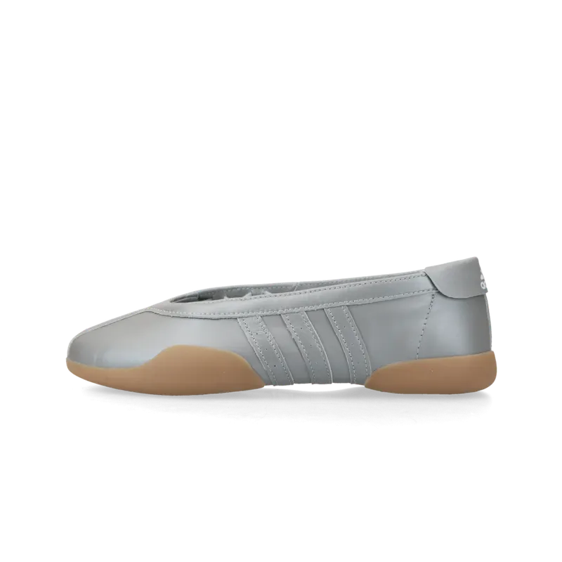 adidas Taekwondo Mei Ballet (silver / gum) – JR7032