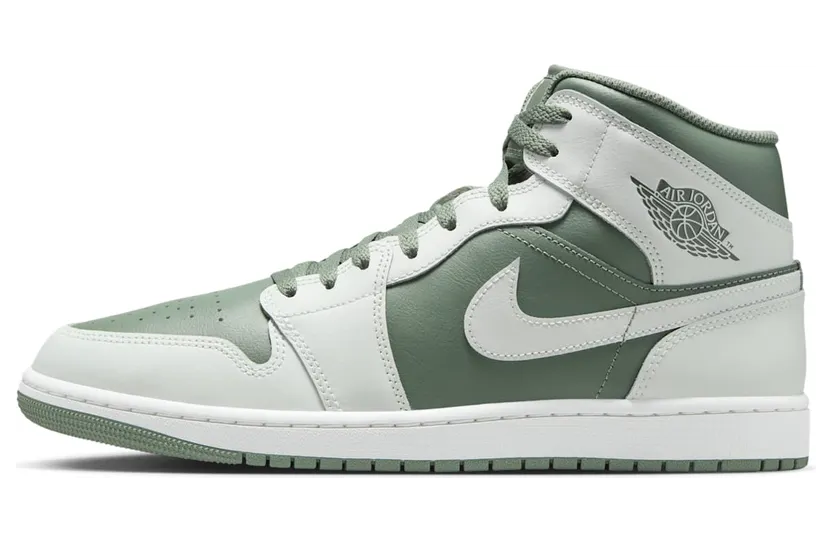 Air Jordan 1 Mid DQ8426-107