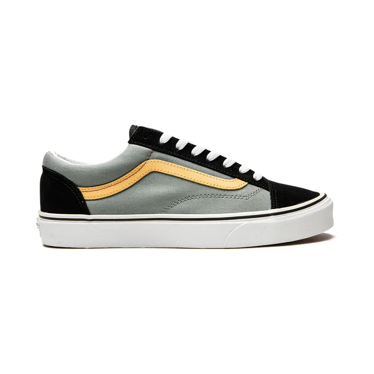 vans-style VN0A54F6B79