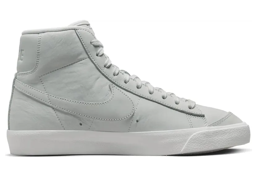 nike-blazer DQ7572-001