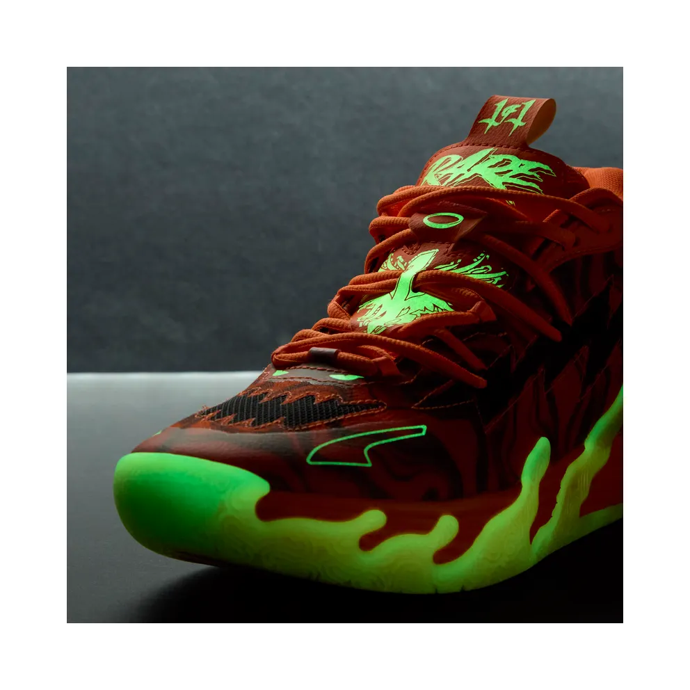 Puma MB.03 Halloween “Fluro Orange Pes / Puma Black” (311176_01)