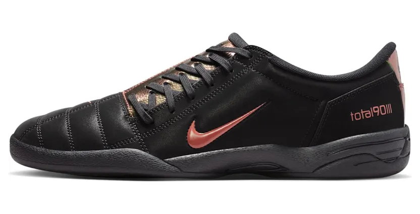Nike Total 90 3 “Black Red Sepia” (IO8712-001)