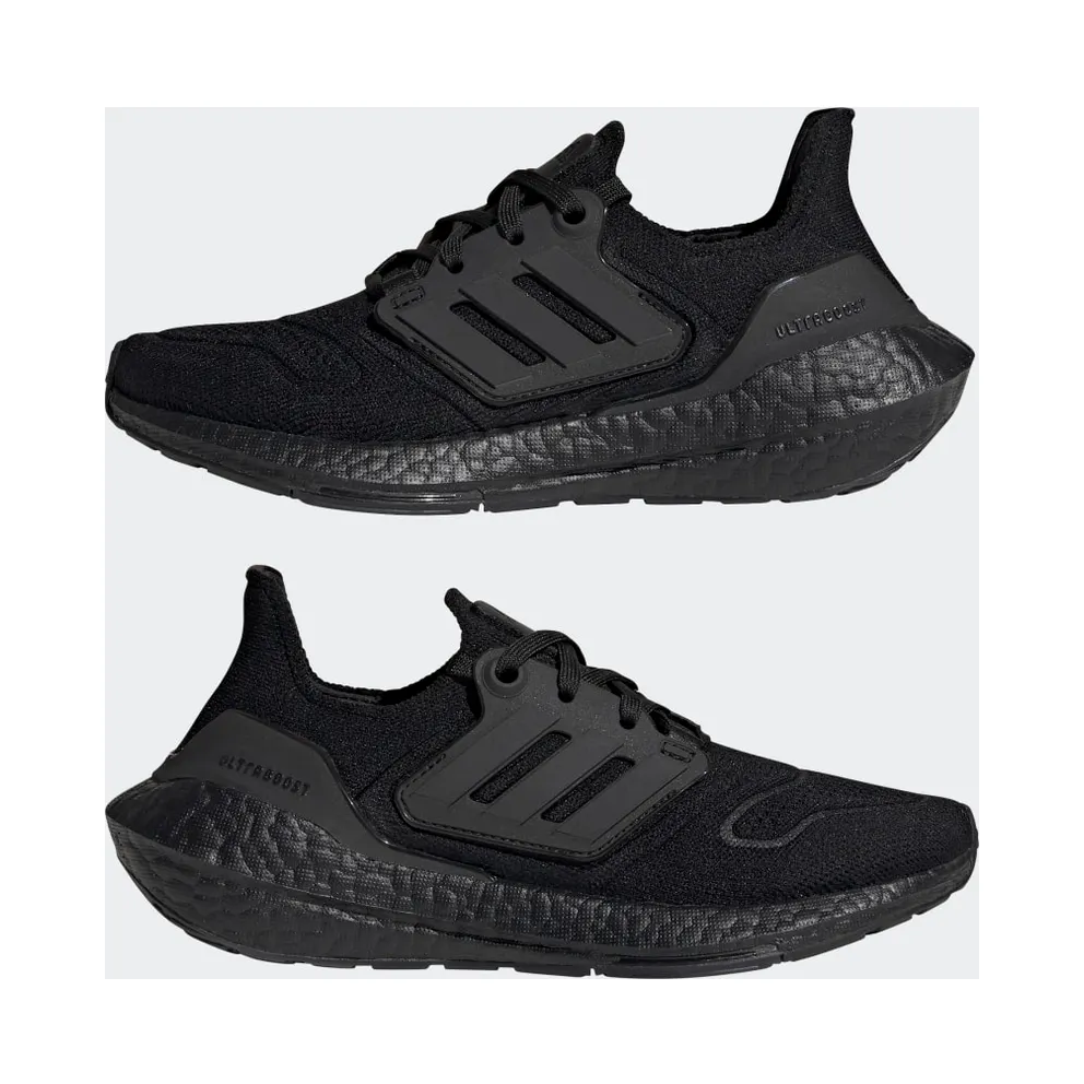 adidas Ultraboost 22 Core Black / Core Black / Core Black (GZ3996)
