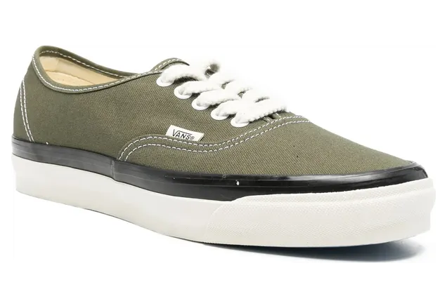 vans-authentic VN000EFZ  OLV1
