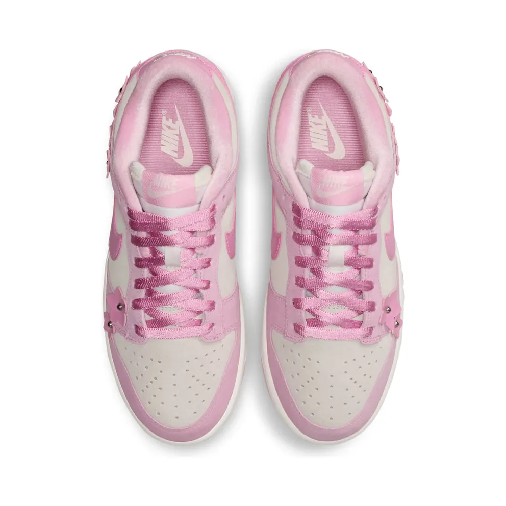 Nike Dunk Low “Femme Pink Flower” (IV4726-600)