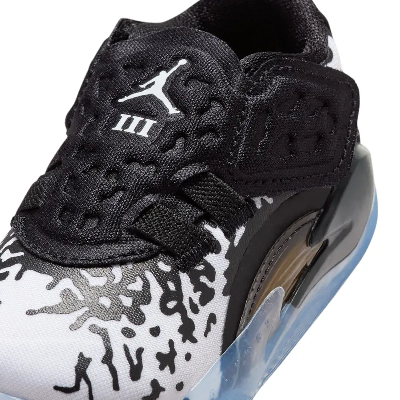 Jordan Zion 3 TD “WHITE BLACK” (DV3868-018)