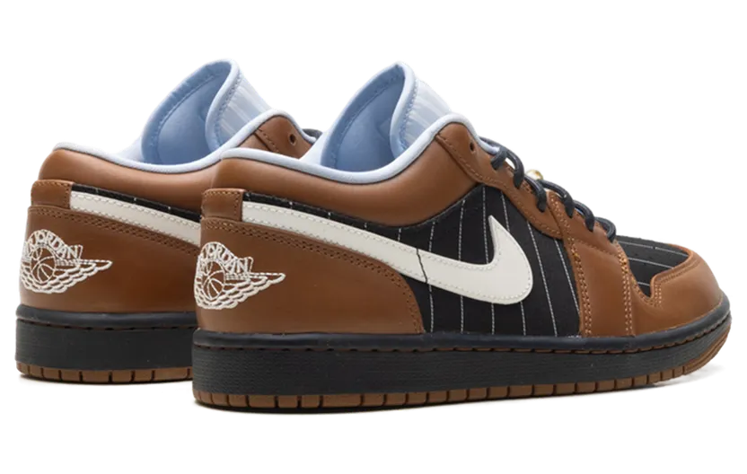 air-jordan-1 IR7560-010