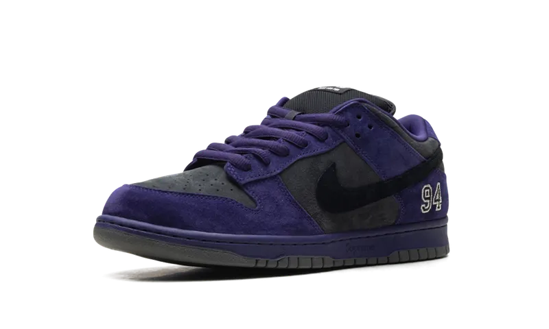 Nike SB Dunk Low “Supreme – Ink” (HQ8487-500)