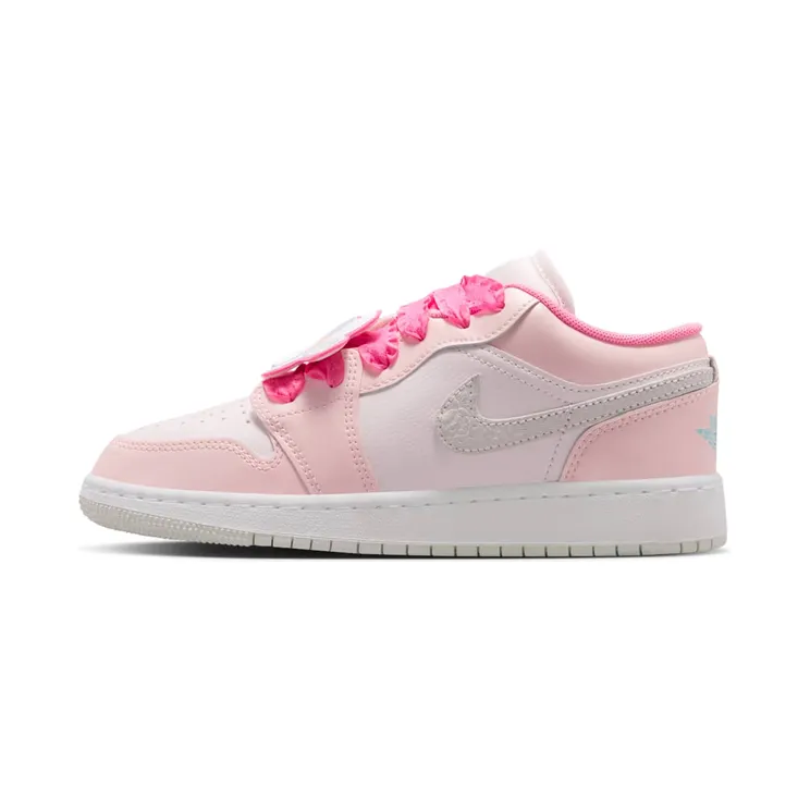 Jordan 1 Low SE GS “Pink Bloom / Pearl Pink / Hyper Orange / Pink Glow” (II1247-600)