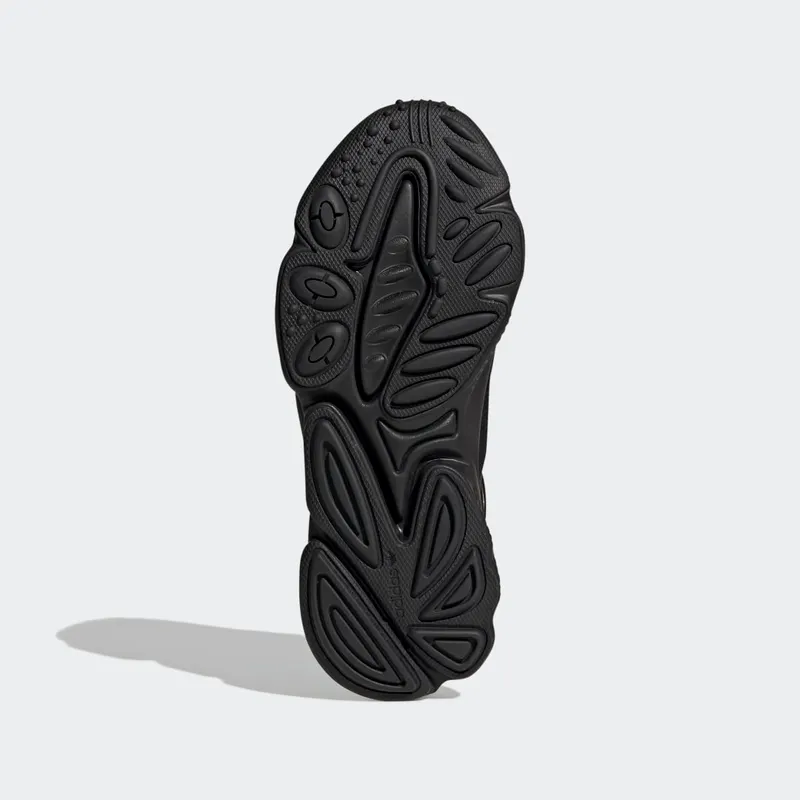 Adidas OZWEEGO Core Black / Core Black / Silver Metallic (GY9425)