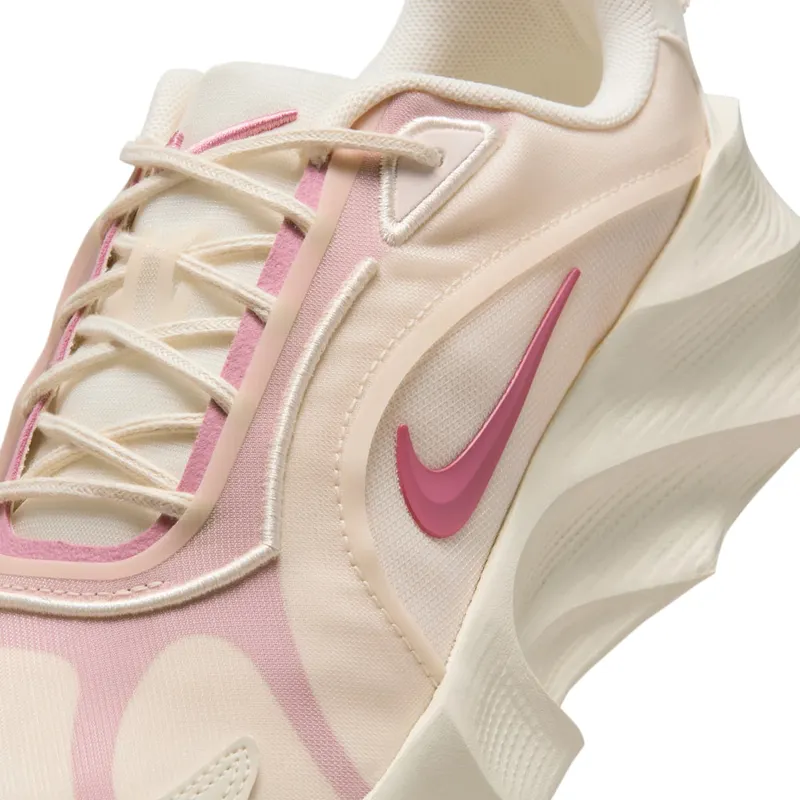 Nike Aura Edge Chalk Pale Ivory Peony (HQ7025-100)