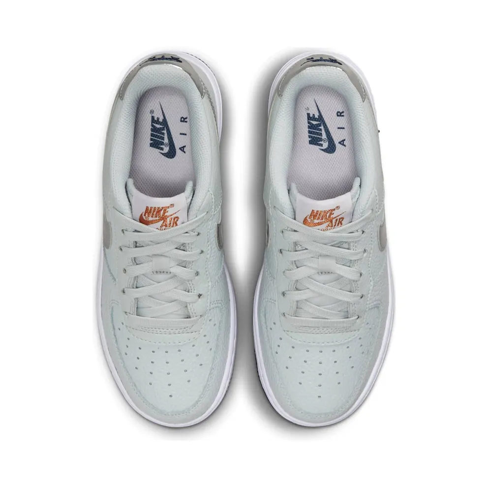 Nike Air Force 1 Older Kids’ Grey (CT3839-004)