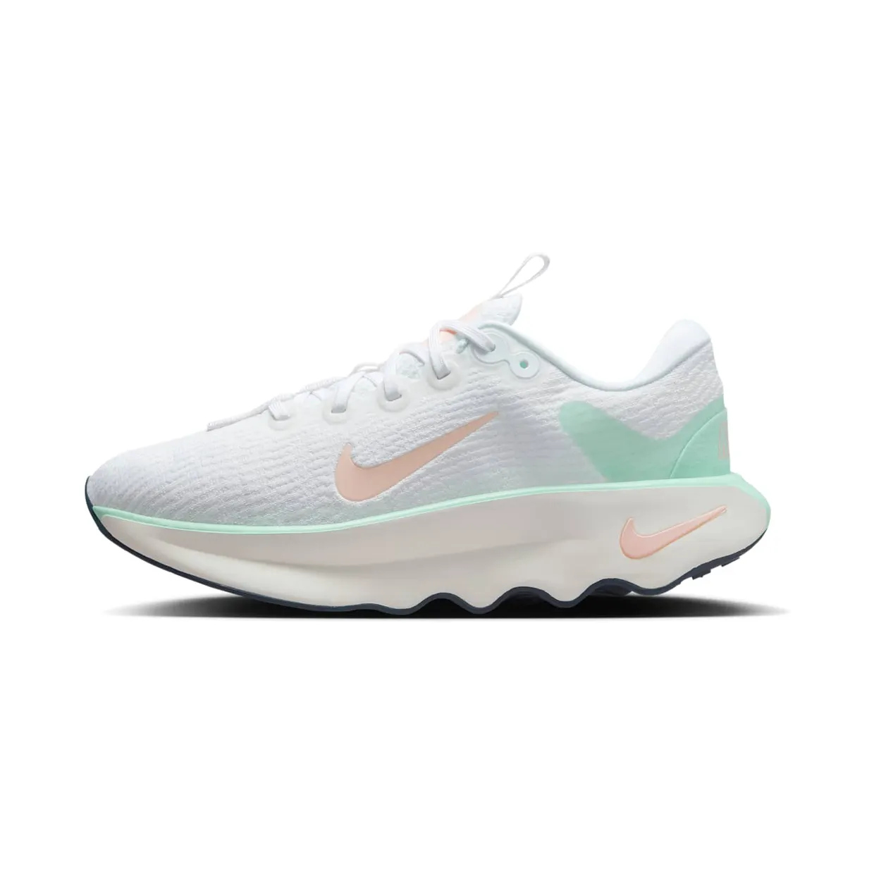 nike-motiva HQ3506-100
