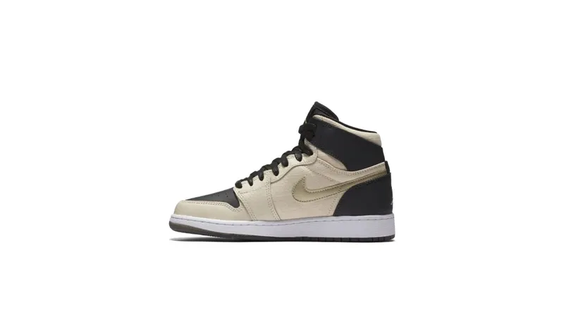 Jordan 1 Retro Heiress Pearl (GS) (832596-209)