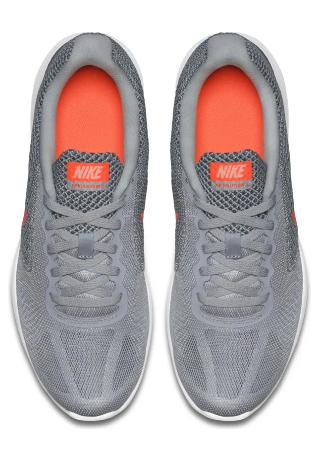 nike-revolution 819303-002