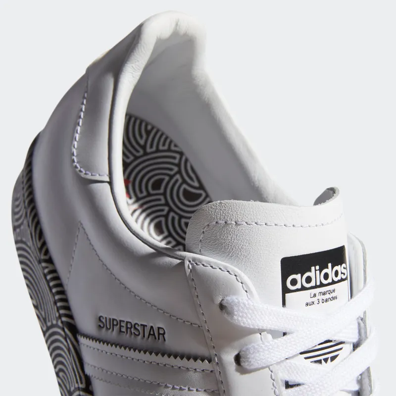 adidas Superstar Cloud White / Core Black / Signal Pink (FY1588)