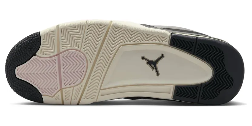 air-jordan-4 IH7453-001