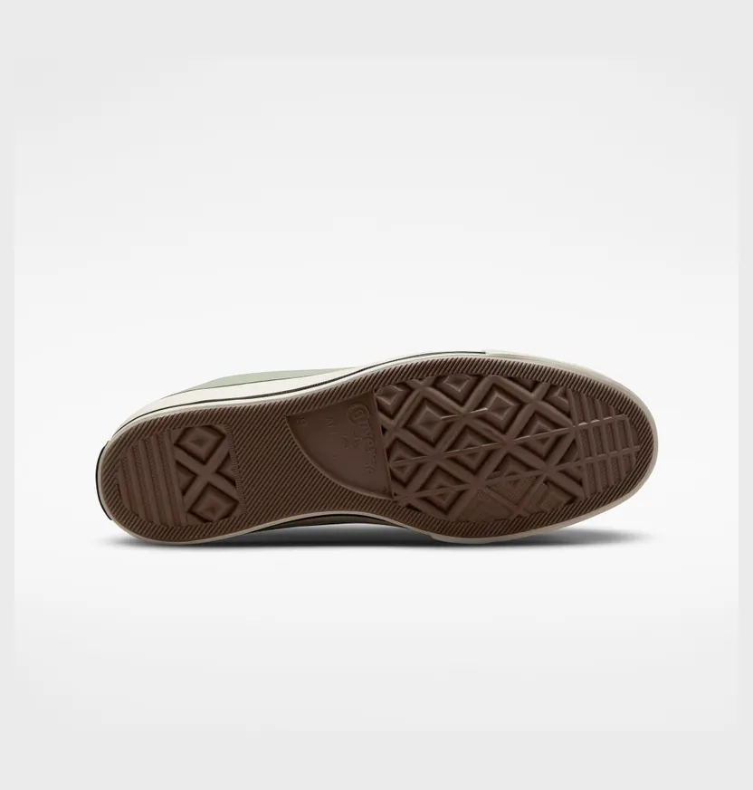 converse-chuck-taylor-all-star A02756C