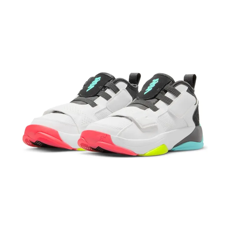 nike-zion-2 DO9513-107