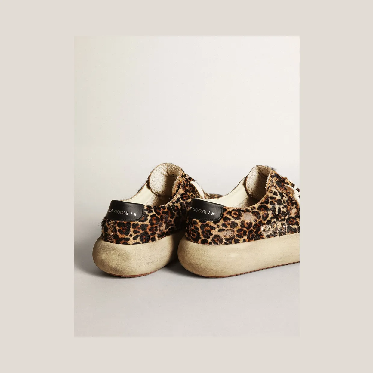 Golden Goose Space-Star In Leopard Print Pony Skin With Black Star And Heel (GMF00378.F003305.81472) (5)