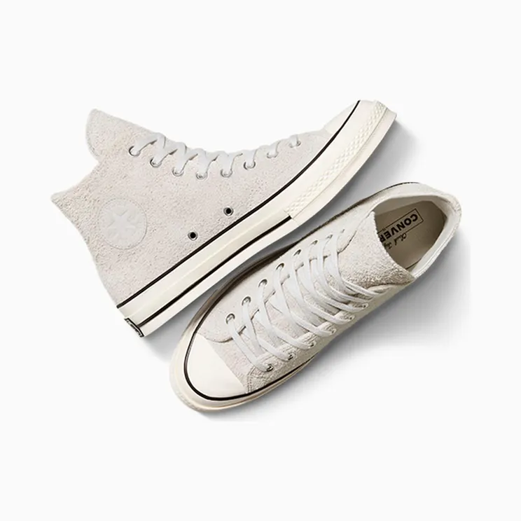 converse-chuck-taylor-all-star A15168C