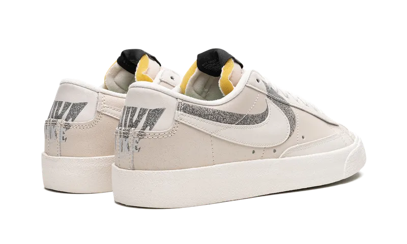 Nike Blazer Low ’77 Premium Grey (DQ7671-001)