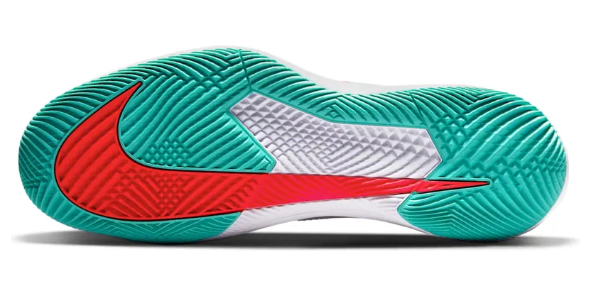 nikecourt CZ0220-136