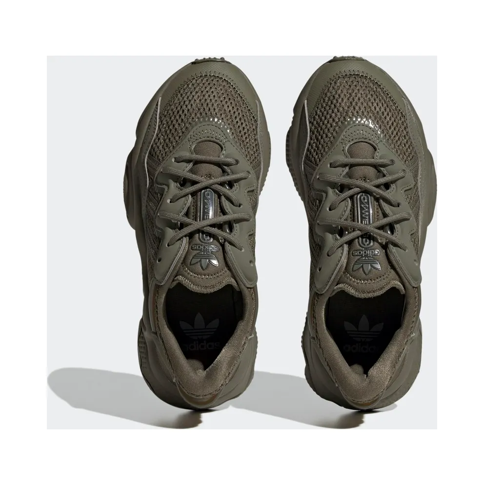 Adidas OZWEEGO Olive Strata / Olive Strata / Cloud White (HQ1622)