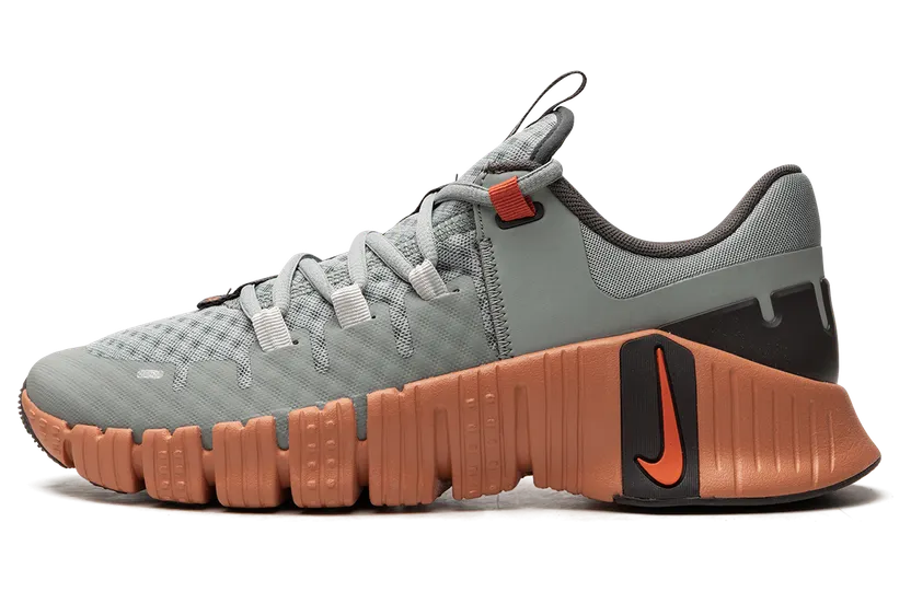 Nike Free Metcon 5 “Mica Green” (DV3949-301)
