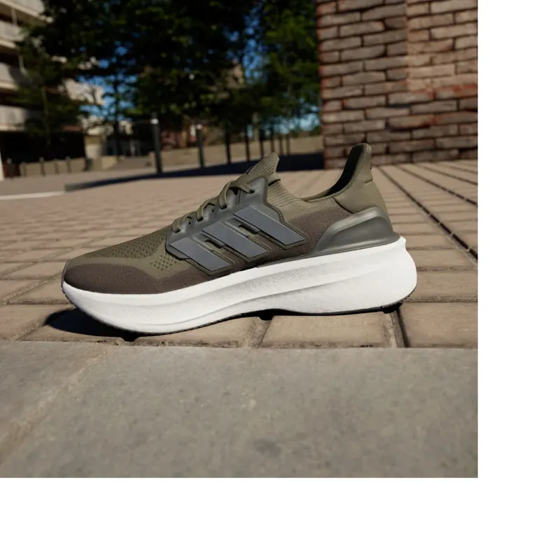 adidas-ultraboost ID8815