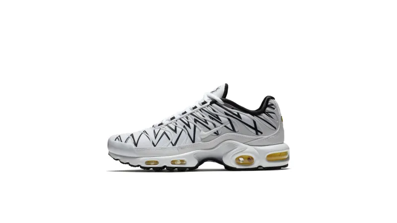 Nike Air Max Plus Shark (White) White/White-Black (AJ6311-100)