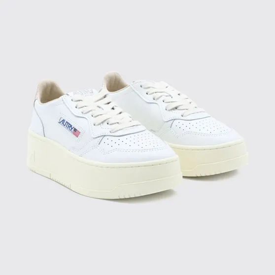 Autry Medalist Platform Low Sneakers in Leather with Perforated Toe and Cut-Out Logo White (PTLWLL27)