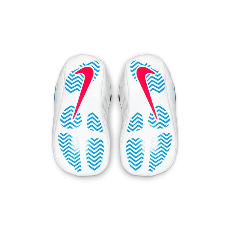 Nike Air Foamposite Pro 3D (643145-102)