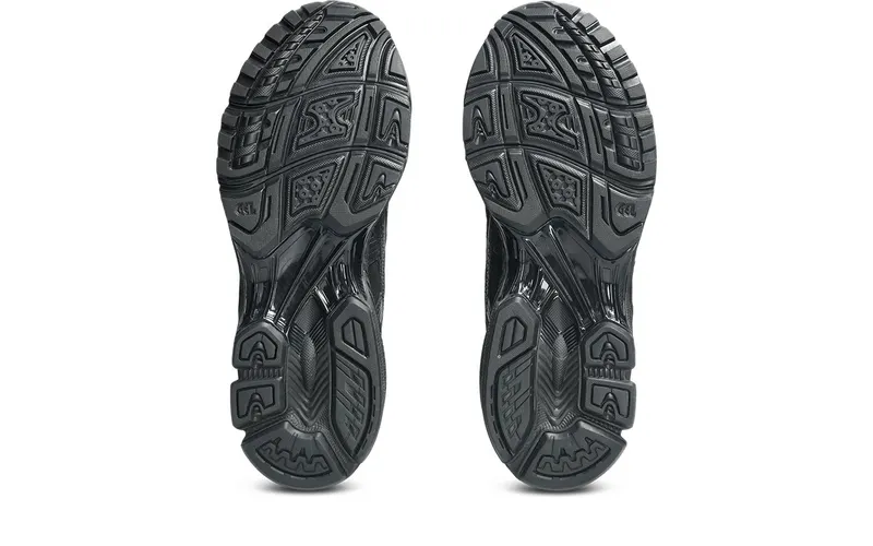 ASICS Gel-Kayano 14 Black / Black (1203B110-001)