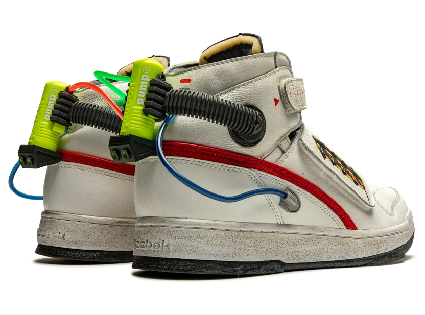 reebok-sneaker FY2106