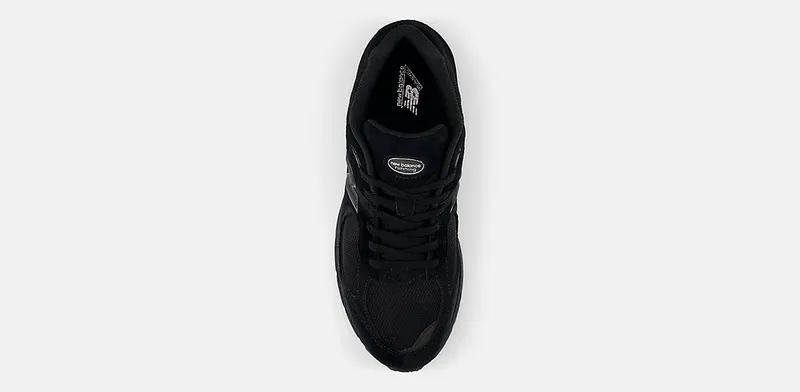 New Balance 2002R “Black Metallic” (U200278J)