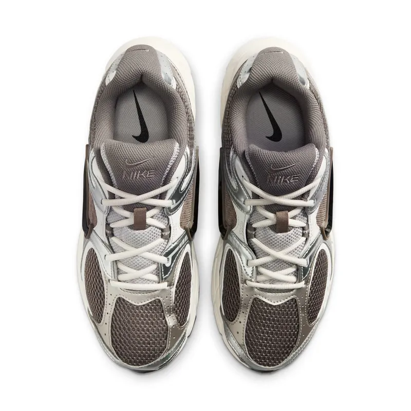Nike V5 RNR “Cave Stone / Black” (HJ5228-200)