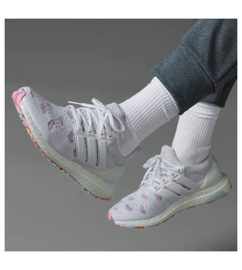 adidas-ultraboost HQ3857